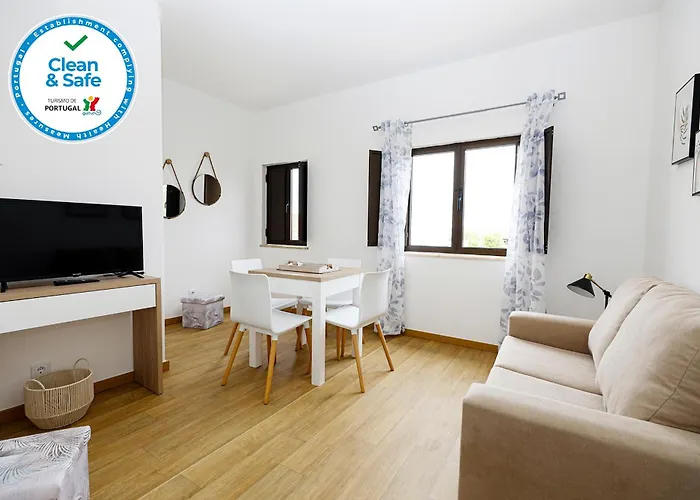 A48 - Windmill 1 Bed Apartment In Odiaxere